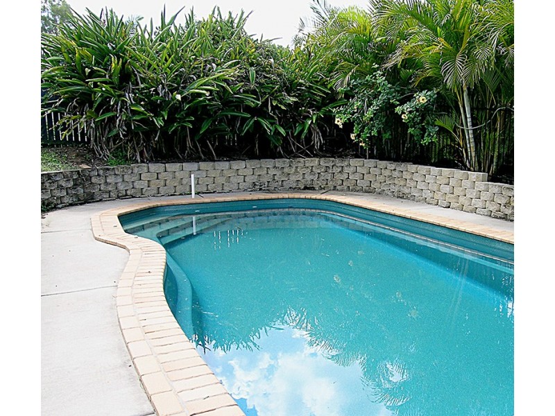 16 Bundoora Drive, Karana Downs QLD 4306