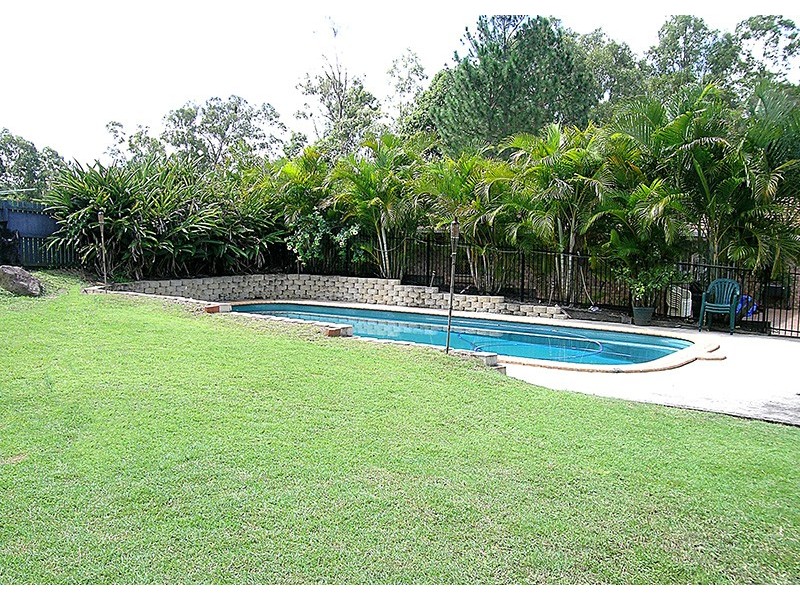 16 Bundoora Drive, Karana Downs QLD 4306