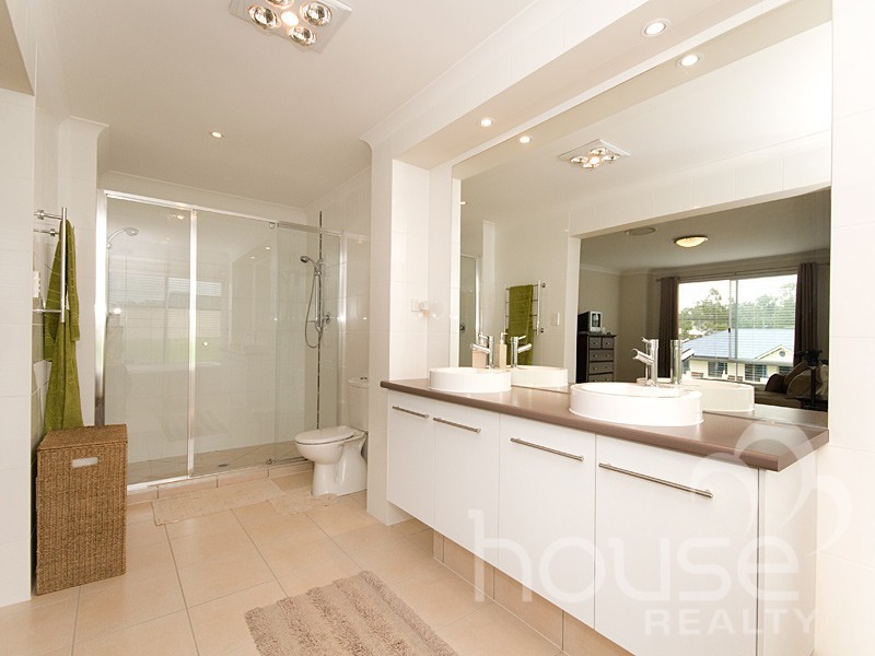 20 President Circle, Karalee QLD 4306