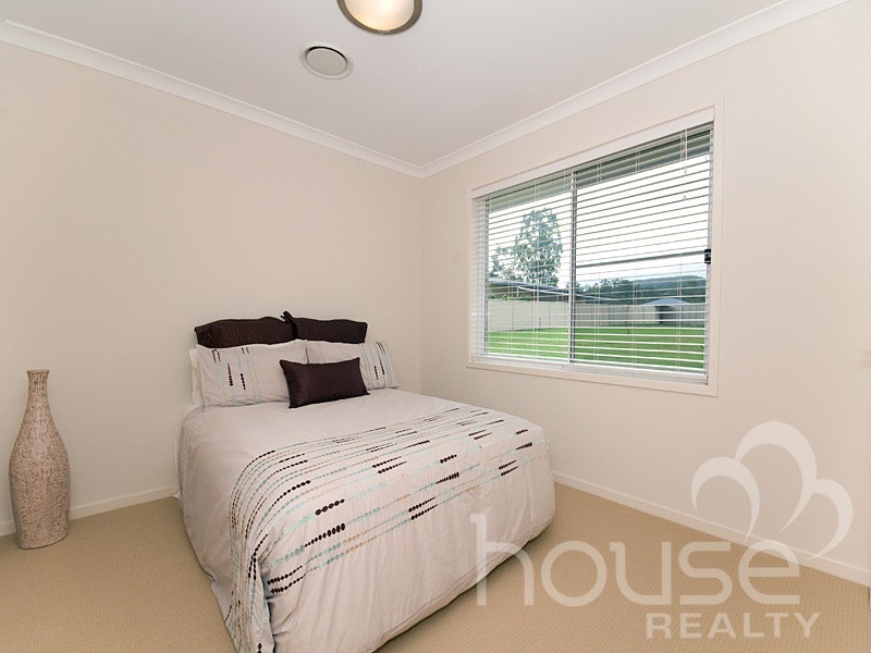 20 President Circle, Karalee QLD 4306