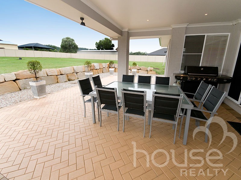 20 President Circle, Karalee QLD 4306