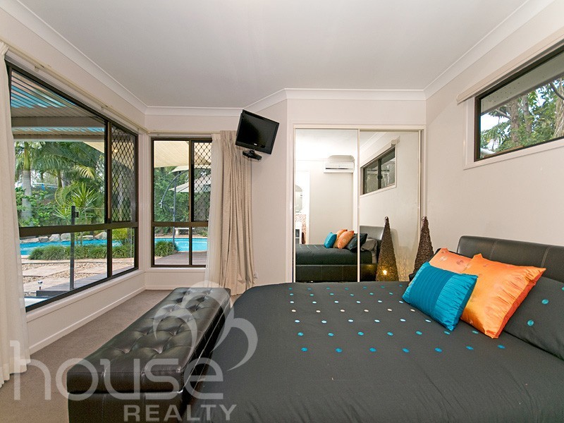 10 Sellars Street, Karana Downs QLD 4306
