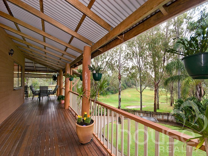 6 Pinehurst Court, Karana Downs QLD 4306