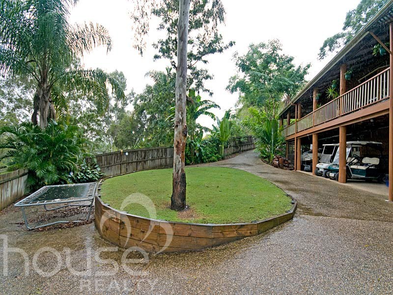 6 Pinehurst Court, Karana Downs QLD 4306