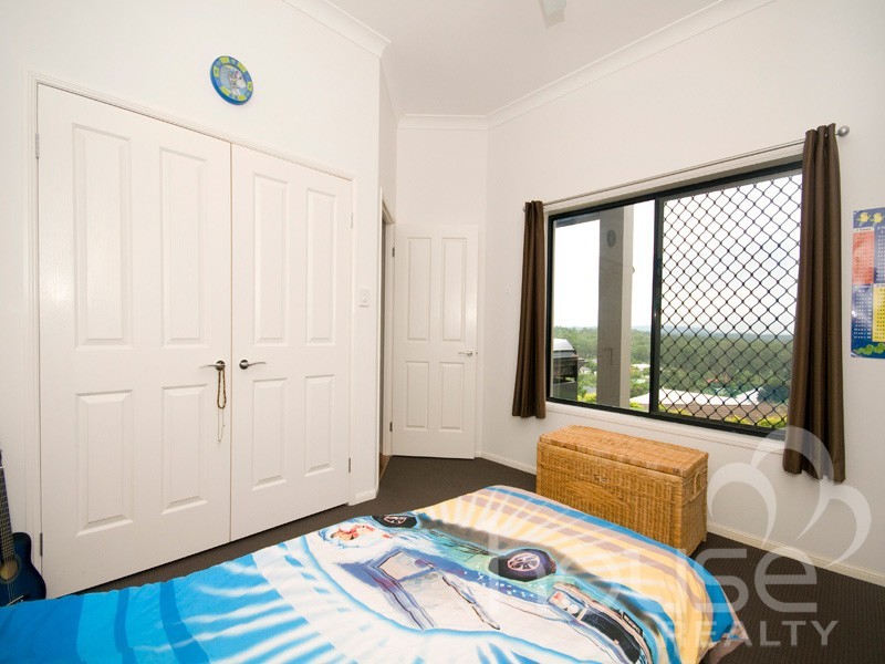 106 Gibson Cresecent, Bellbowrie QLD 4070