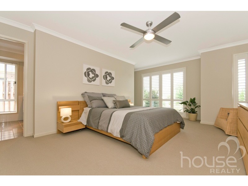 207 Alawoona Street, Redbank Plains QLD 4301