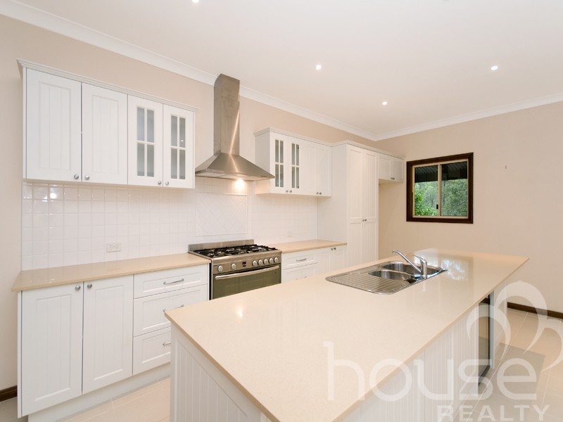 10 Auld Court, Mount Crosby QLD 4306