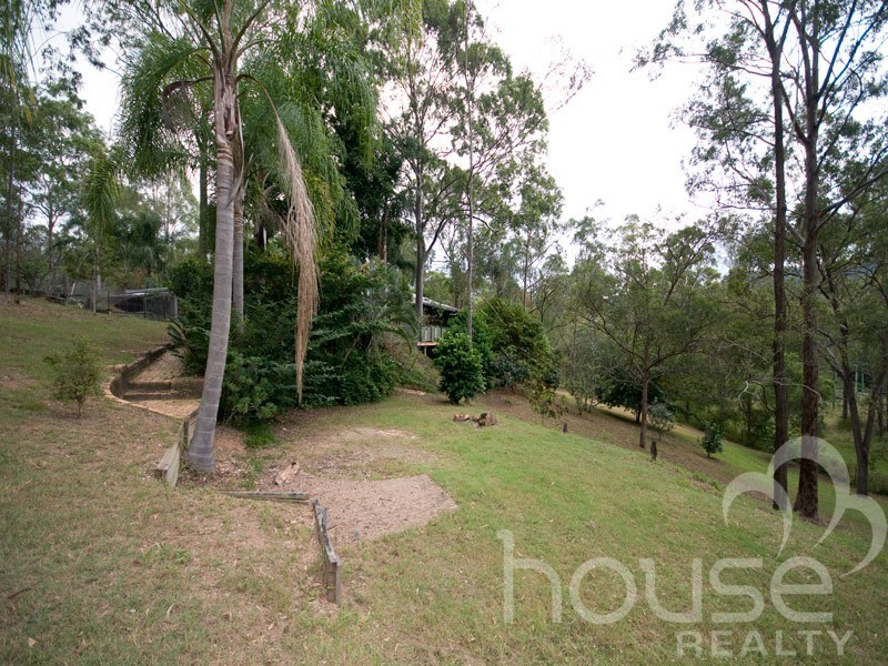 10 Auld Court, Mount Crosby QLD 4306
