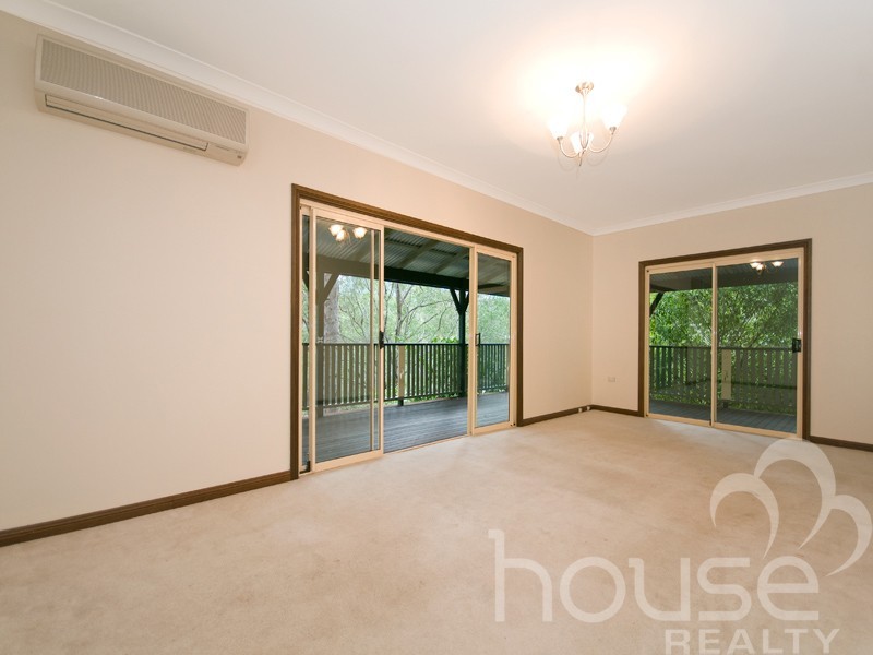 10 Auld Court, Mount Crosby QLD 4306