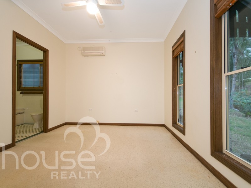 10 Auld Court, Mount Crosby QLD 4306