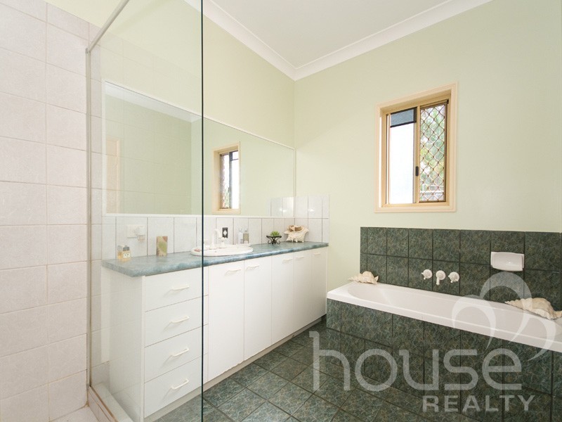 63 Lansdowne Way, Chuwar QLD 4306