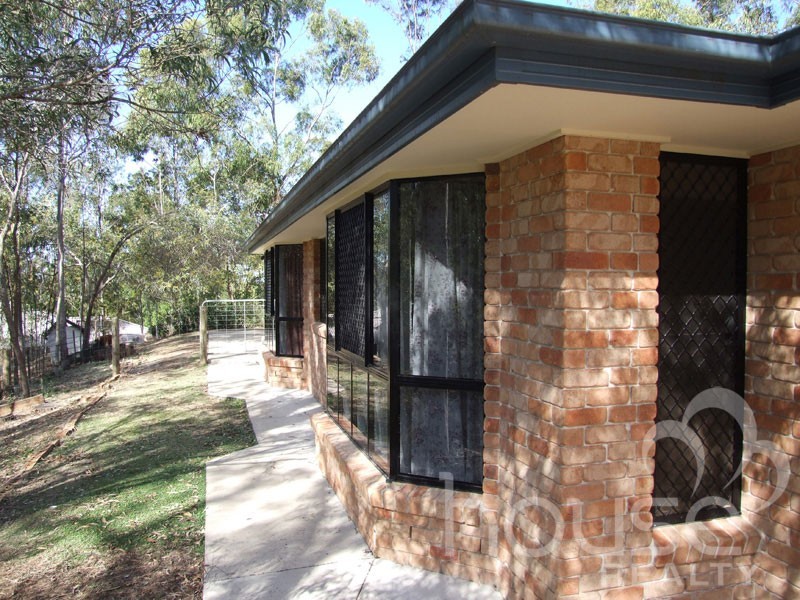 9 Yarula Close, Karana Downs QLD 4306