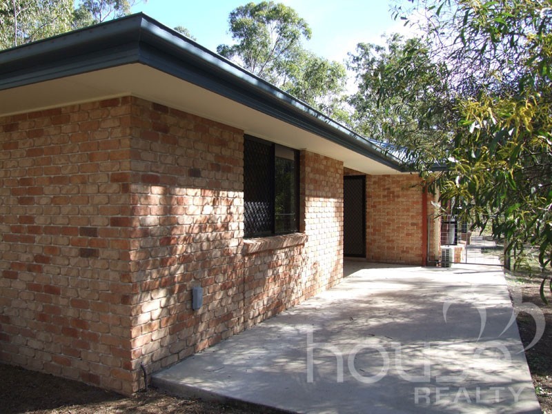 9 Yarula Close, Karana Downs QLD 4306