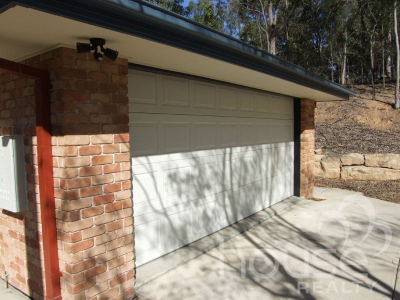 9 Yarula Close, Karana Downs QLD 4306