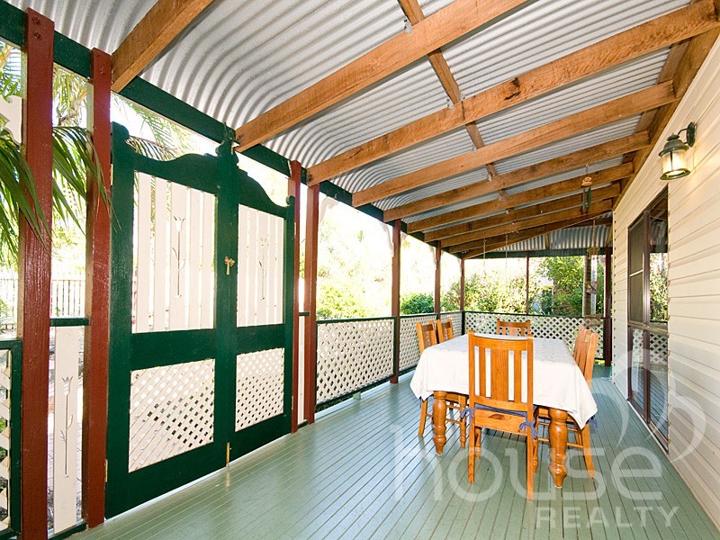 156 College Road, Karana Downs QLD 4306