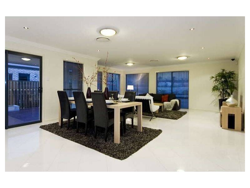 22 Holterman Crescent, Redbank Plains QLD 4301