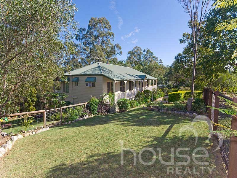 Mount Crosby QLD 4306