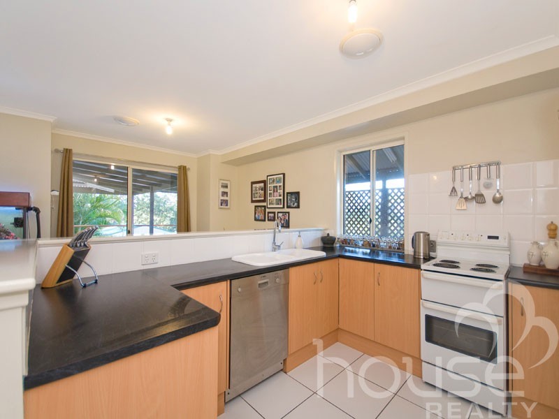 76 Bundoora Drive, Karana Downs QLD 4306
