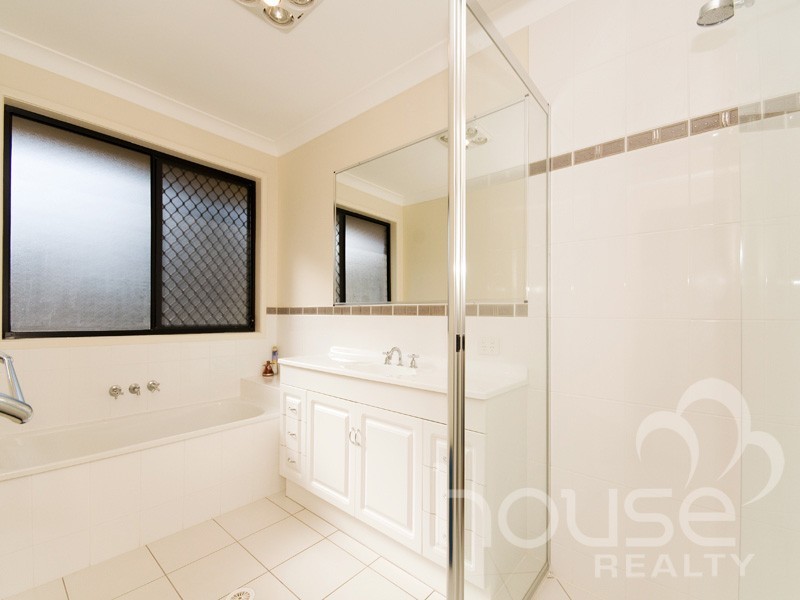 71 Diamantina Circle, Karalee QLD 4306