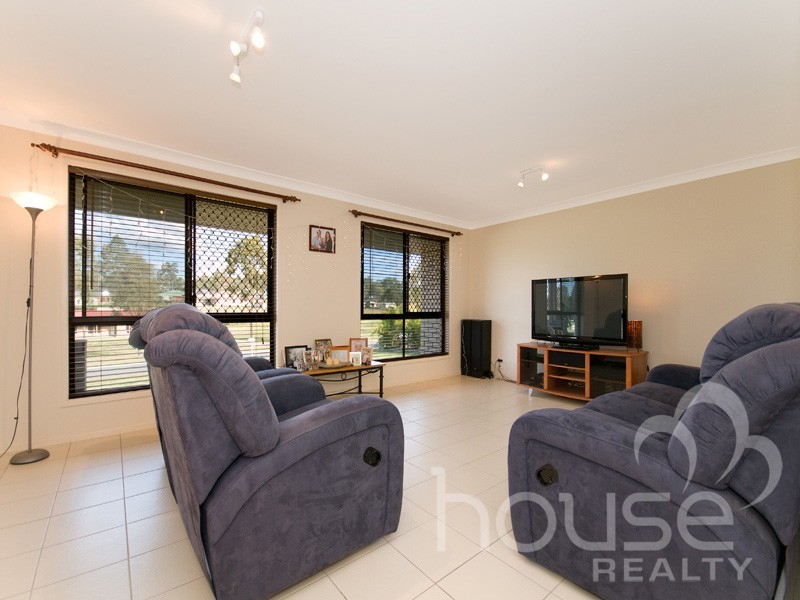 71 Diamantina Circle, Karalee QLD 4306
