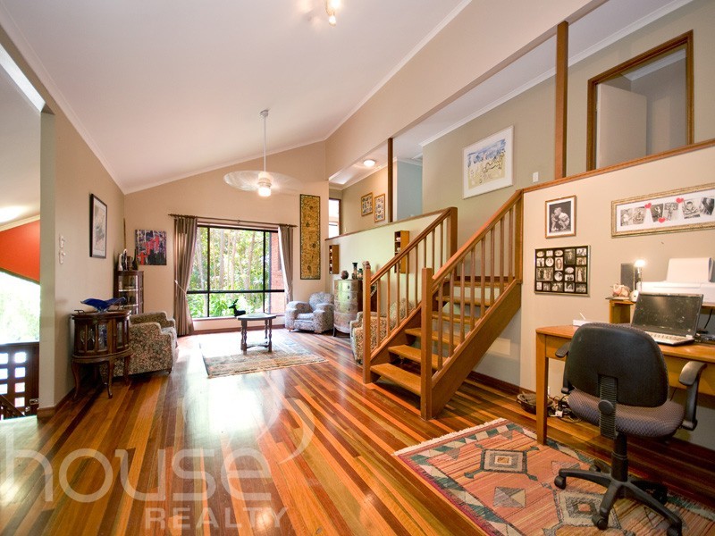 14 Omaru Grove, Karana Downs QLD 4306