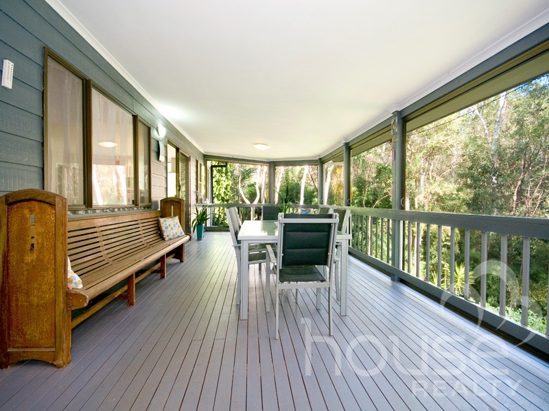 14 Omaru Grove, Karana Downs QLD 4306