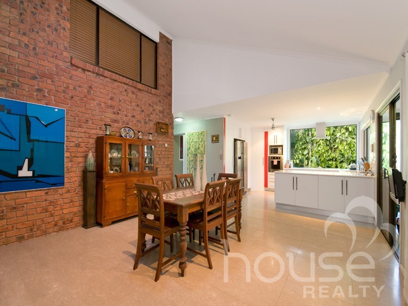 14 Omaru Grove, Karana Downs QLD 4306