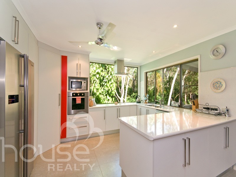 14 Omaru Grove, Karana Downs QLD 4306