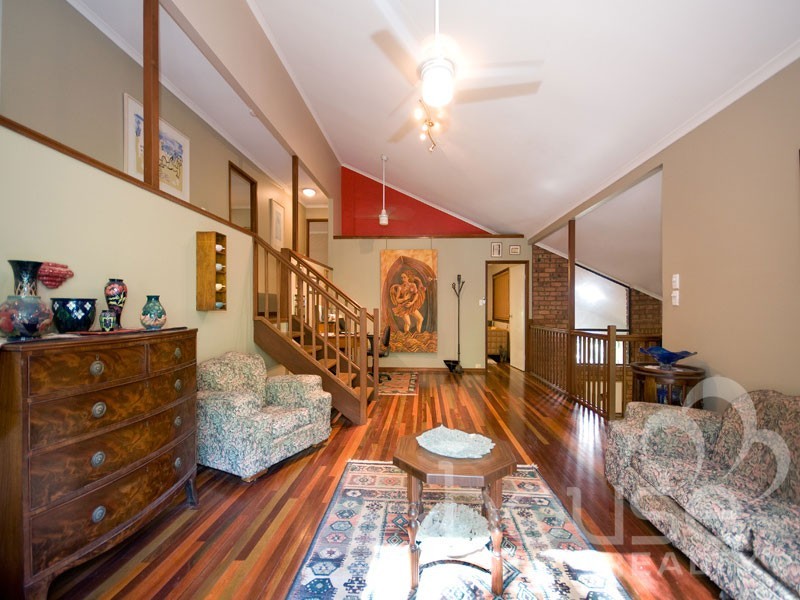 14 Omaru Grove, Karana Downs QLD 4306