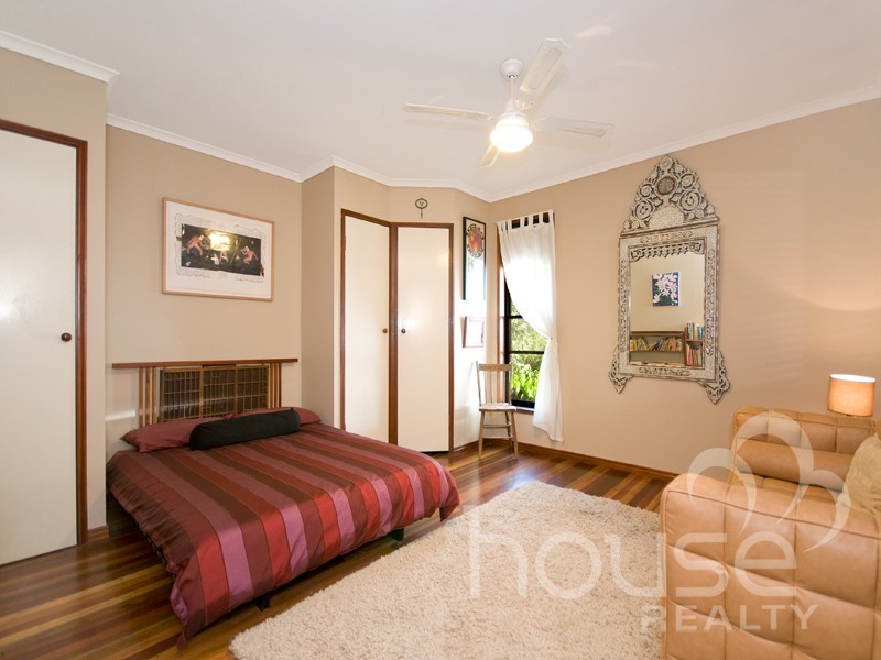 14 Omaru Grove, Karana Downs QLD 4306