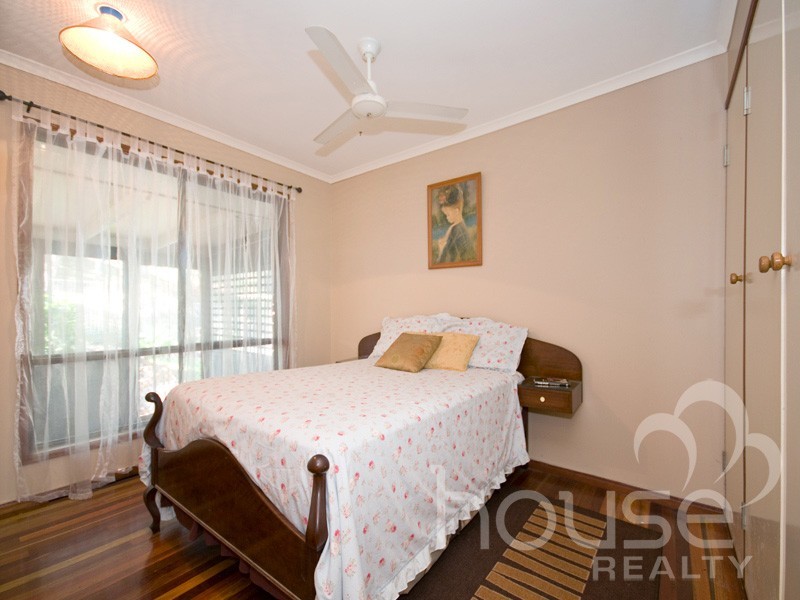 14 Omaru Grove, Karana Downs QLD 4306