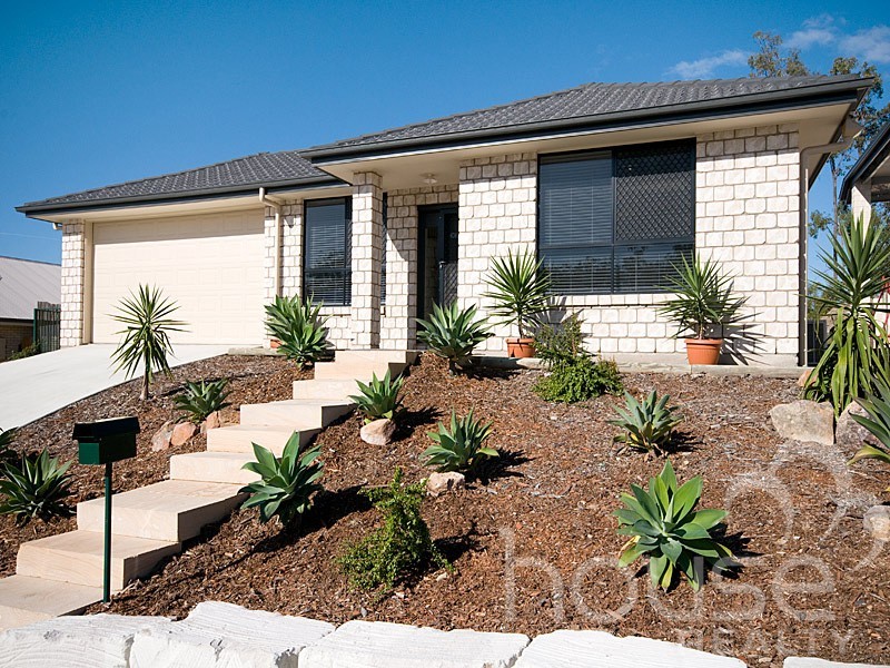 14 Shamrock Court, Chuwar QLD 4306