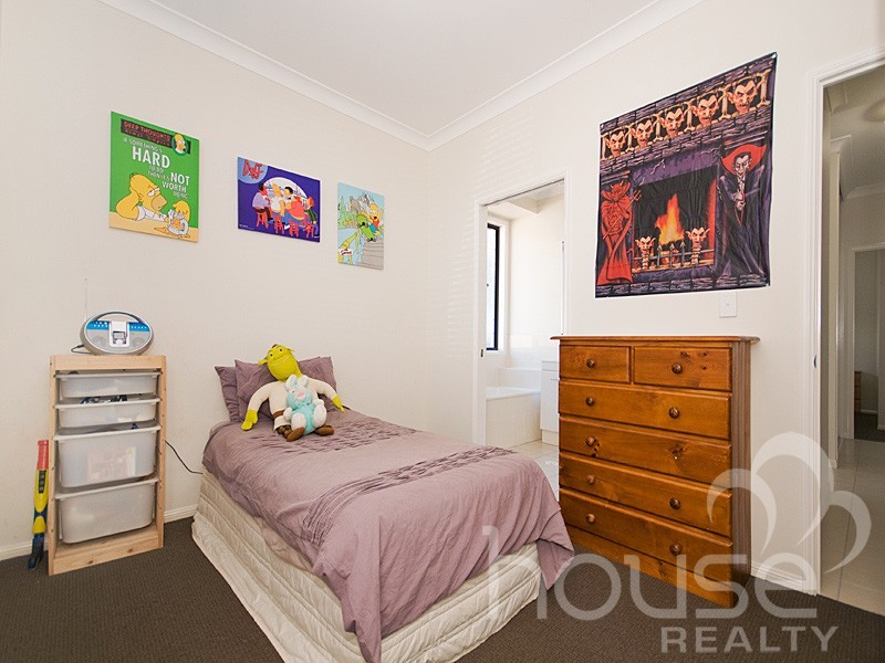 14 Shamrock Court, Chuwar QLD 4306