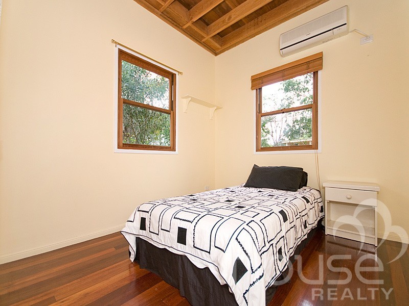 161 College Road, Karana Downs QLD 4306