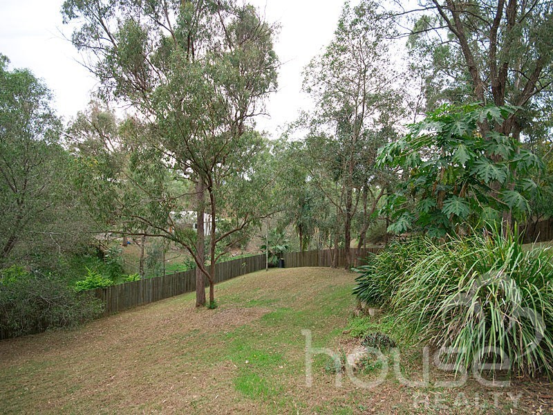 161 College Road, Karana Downs QLD 4306