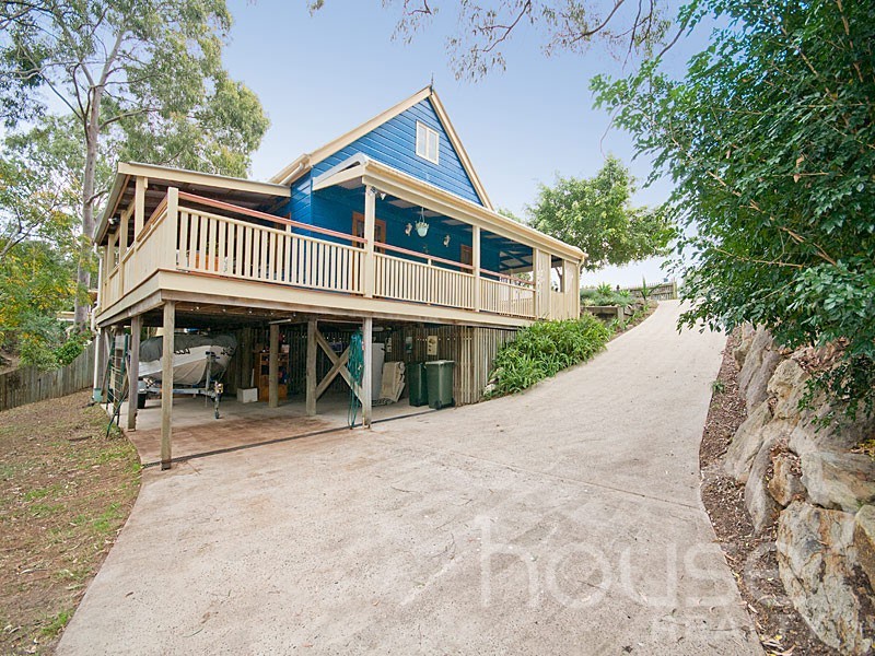 161 College Road, Karana Downs QLD 4306