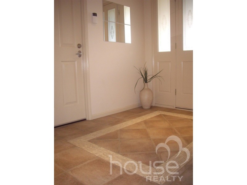 12 Turrbal Street, Bellbowrie QLD 4070