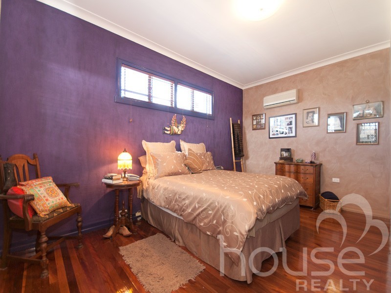 39 McGrath Lane, Booval QLD 4304