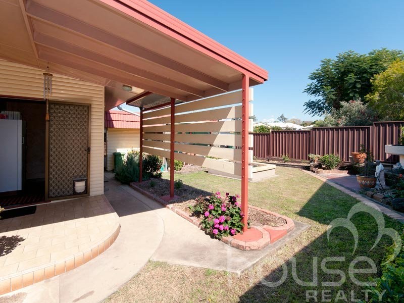 39 McGrath Lane, Booval QLD 4304