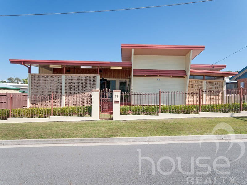 39 McGrath Lane, Booval QLD 4304
