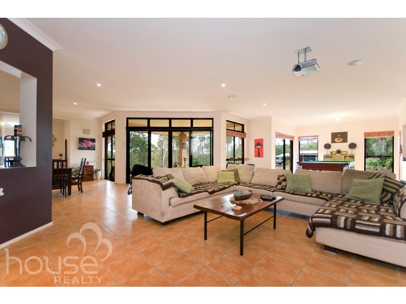 43 York Street, Mount Crosby QLD 4306