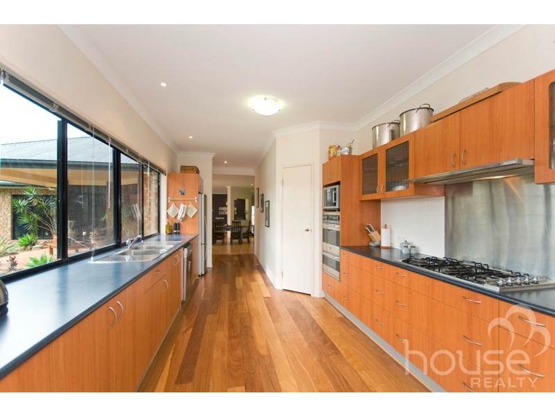 43 York Street, Mount Crosby QLD 4306