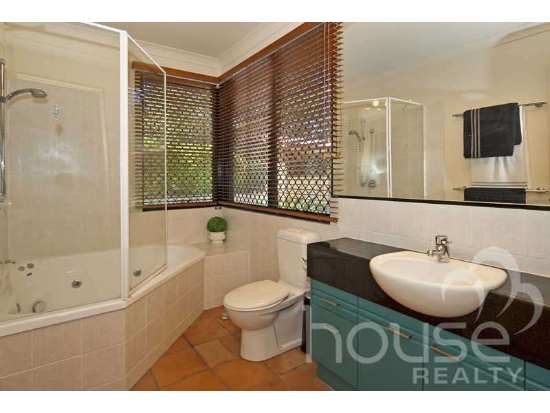 14 Eulalia Court, Chuwar QLD 4306