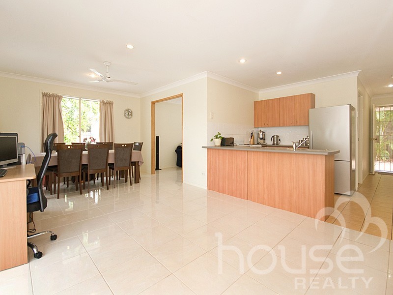 1 Cornuta Close, Bellbowrie QLD 4070
