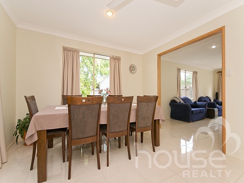 1 Cornuta Close, Bellbowrie QLD 4070