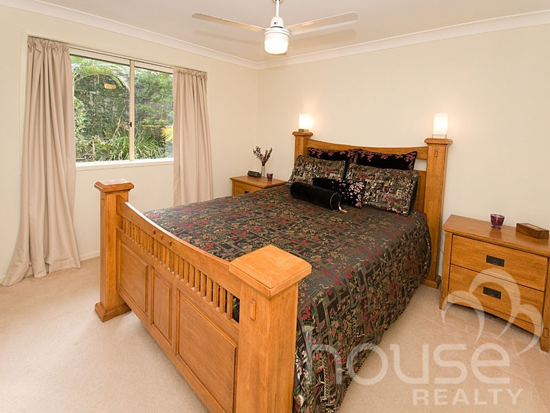 1 Cornuta Close, Bellbowrie QLD 4070