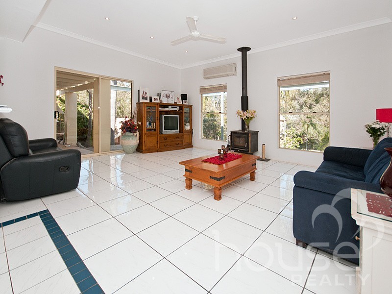 25 Douglas Court, Karalee QLD 4306