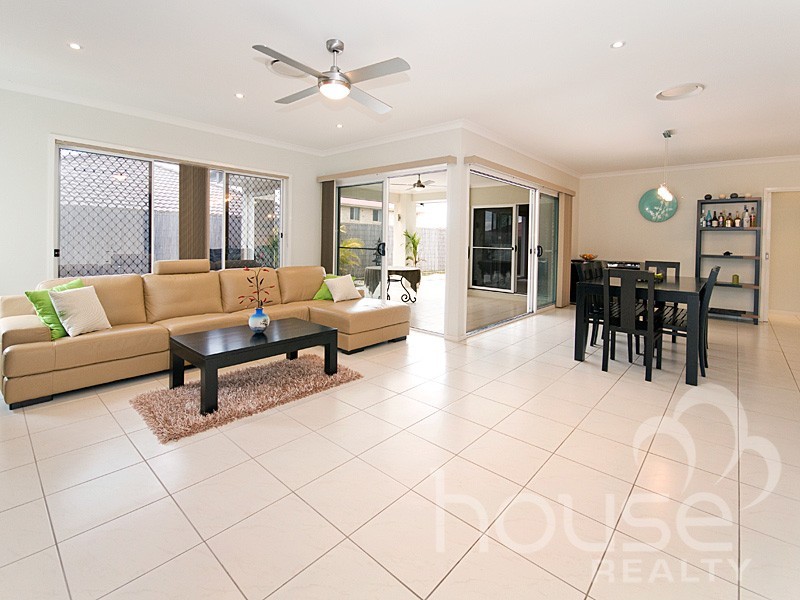 37 Witty Road, Moggill QLD 4070