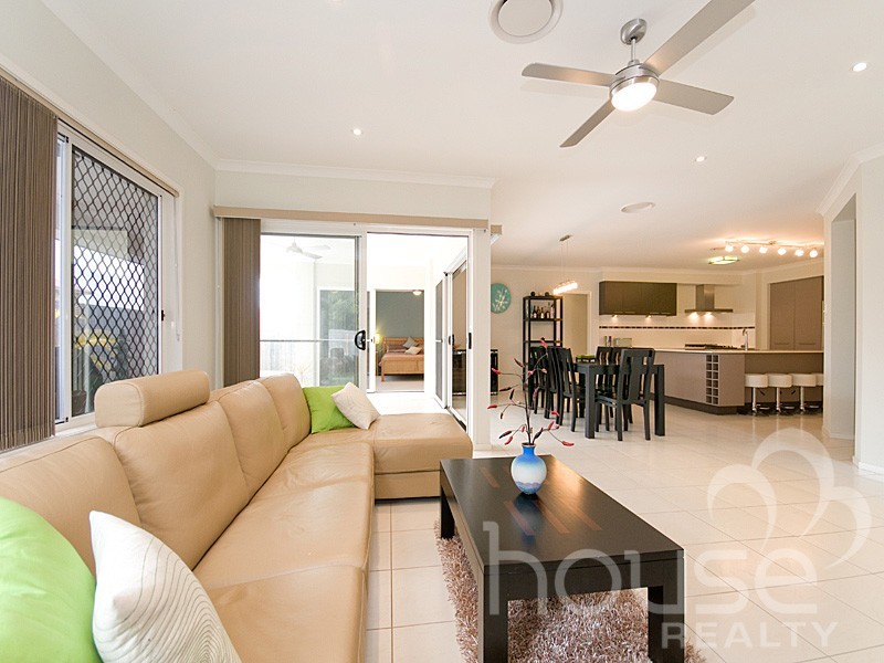 37 Witty Road, Moggill QLD 4070