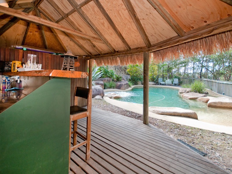 43 Mountain Vista Court, Mount Crosby QLD 4306